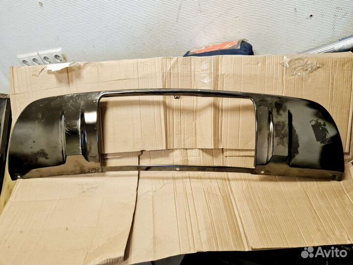 Накладка заднего бампера audi Q7 V12