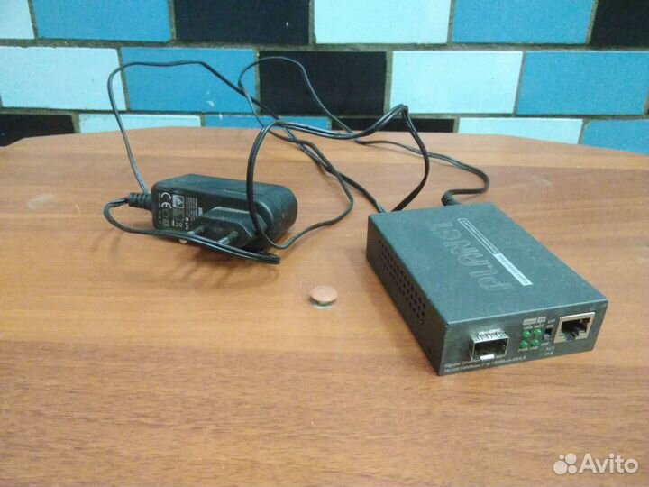 Медиаконвертер Planet GT-805A (v4)