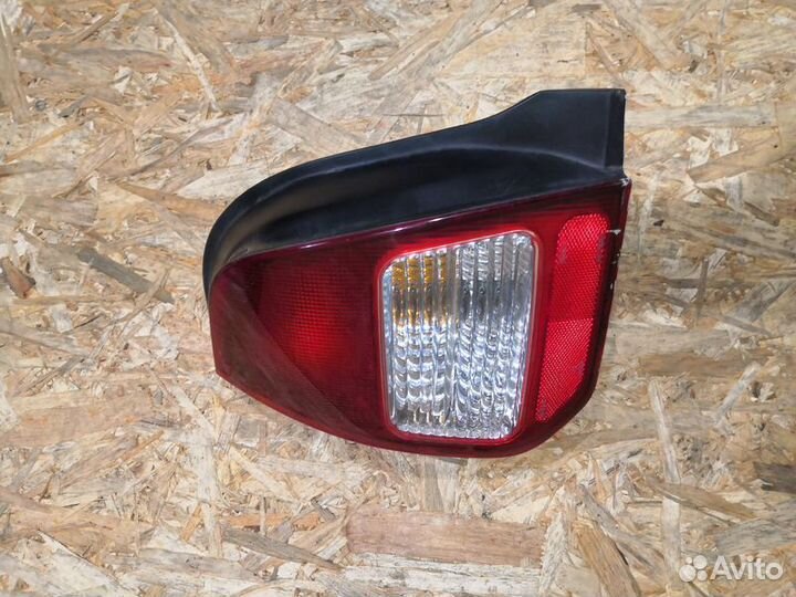 Фонарь задний Mitsubishi Colt Z30 рестайлинг (2008