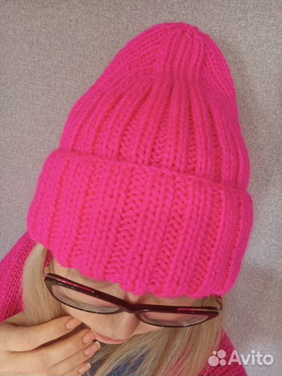 Шапка женская вязаная