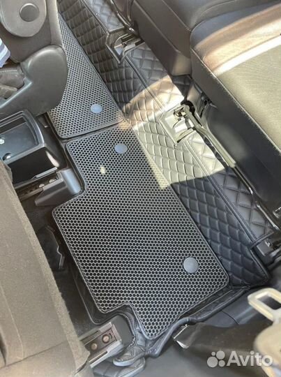 Коврики в салон 3D Toyota Wish 20/25