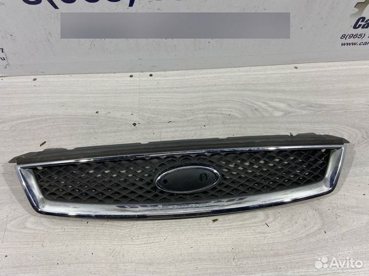 Решетка радиатора Ford Focus 2 (04-08) хэтчбэк