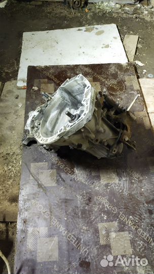 МКПП (механическая коробка переключения передач) f