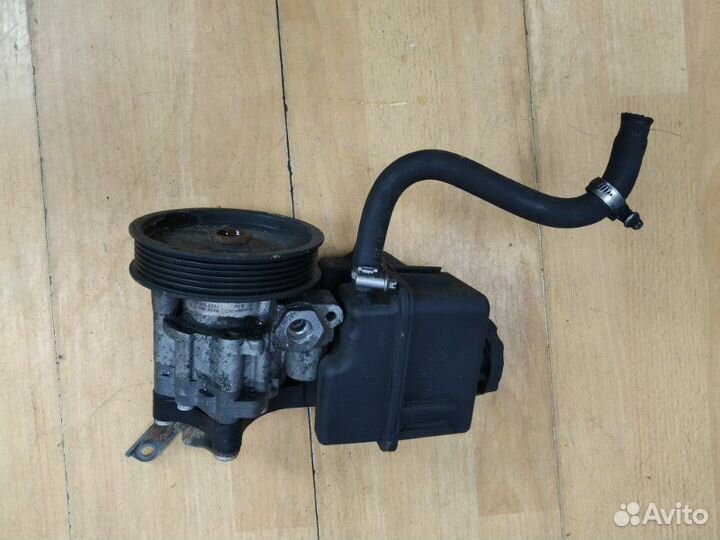 Насос гидроусилителя руля Mercedes Sprinter 906 OM