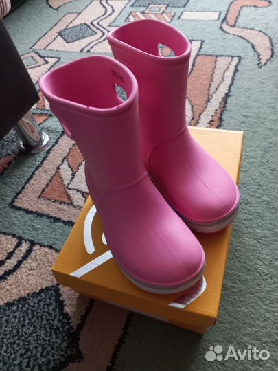 Сапожки crocs для девочки