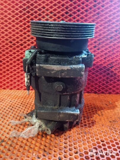 Компрессор кондиционера Nissan Almera