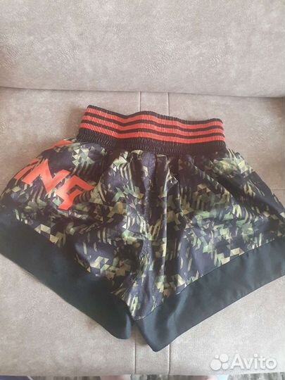 Шорты для кикбоксинга