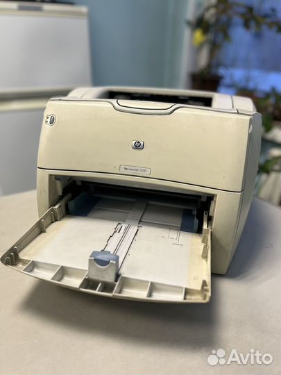 Принтер HP LazerJet 1300