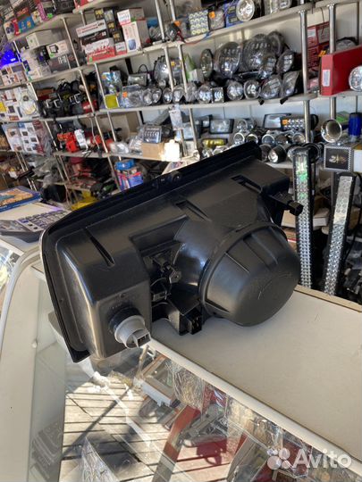 Фара ваз 2105,2107,2108,2109,2199 левый/правый