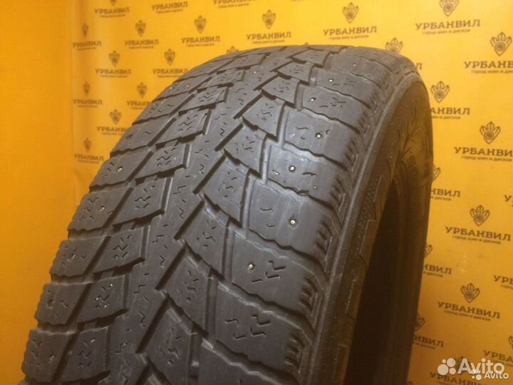 Kumho Power Grip KC11 235/65 R17