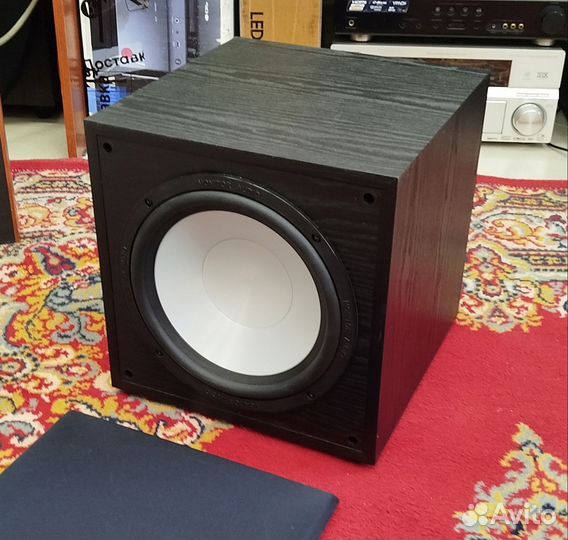 Сабвуфер Monitor Audio MRW-10