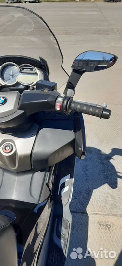 Максискутер BMW C650GT