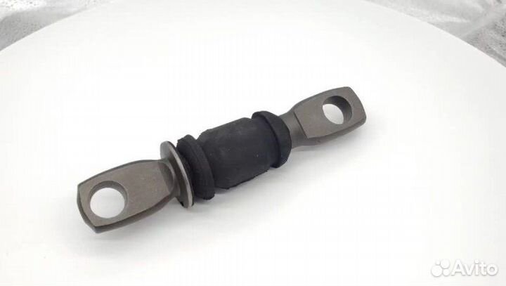 Сайлентблок переднего рычага Toyota Camry