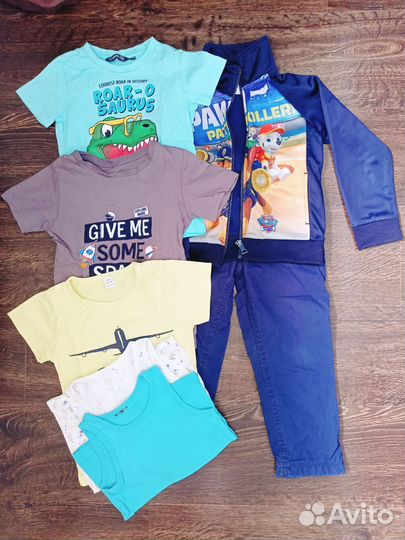 Вещи пакетом на мальчика р.104 джинсы, толстовка