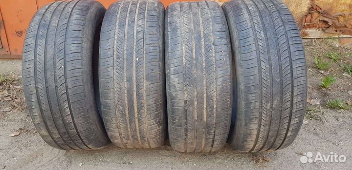 Roadstone N'Fera AU5 235/55 R17