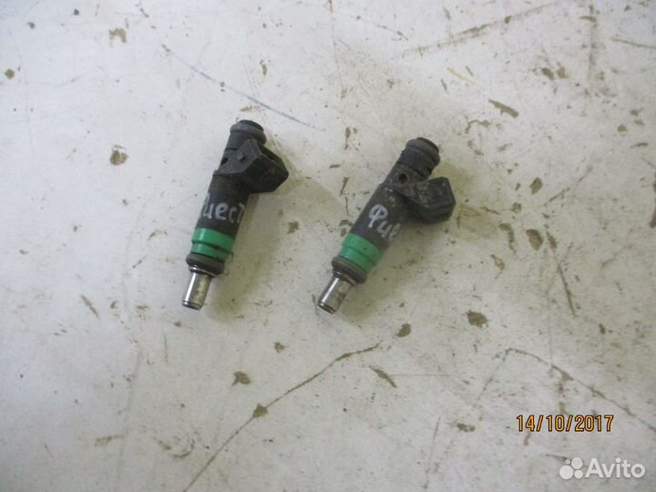 Форсунка топливная Форд Фиеста мк5 (2008) 1,4