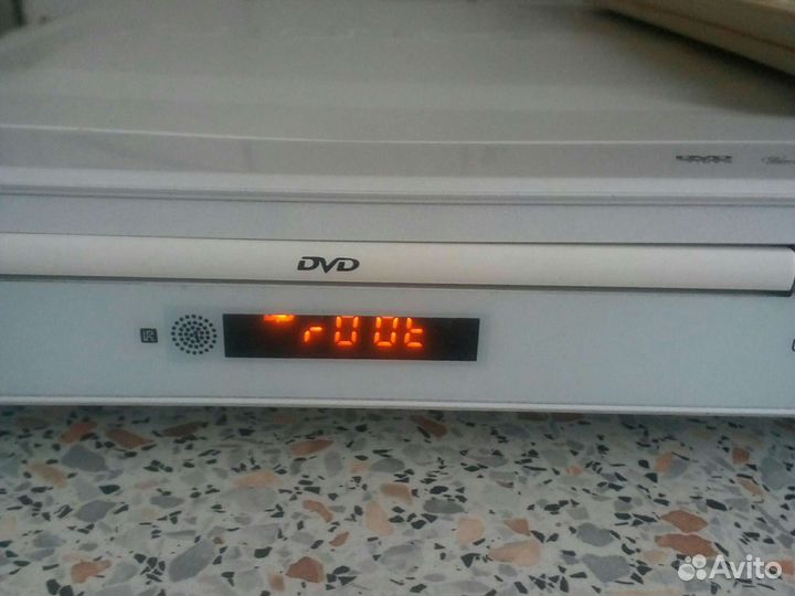 DVD плеер supra с USB
