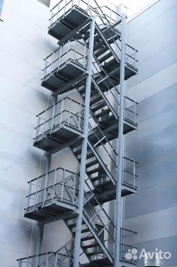 Лестница пожарная металлическая