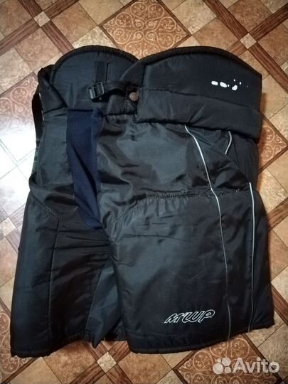 Хоккейные шорты размер m