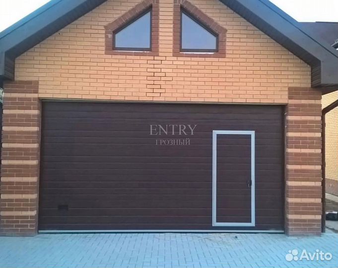 Ворота гаражные секционные
