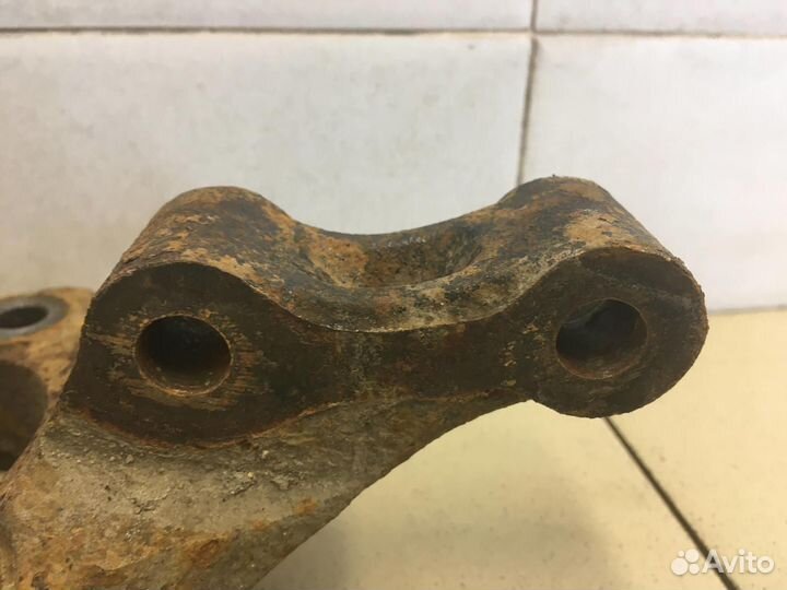 Кулак поворотный задний правый Lacetti 2003-2013