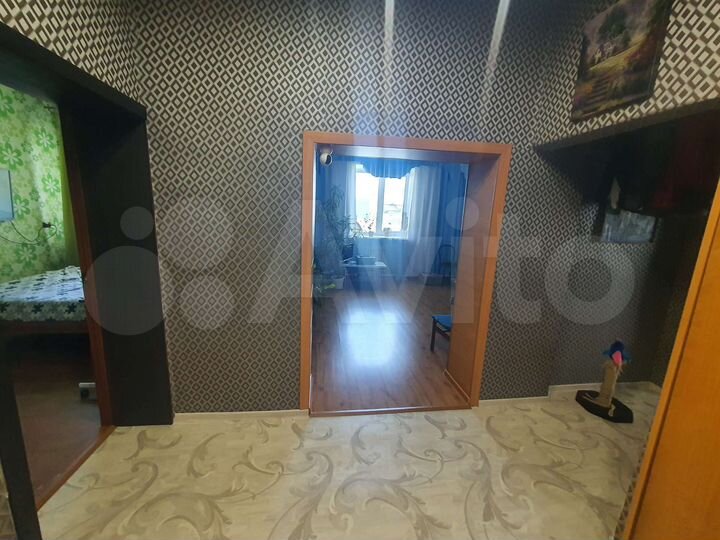 3-к. квартира, 72 м², 1/2 эт.