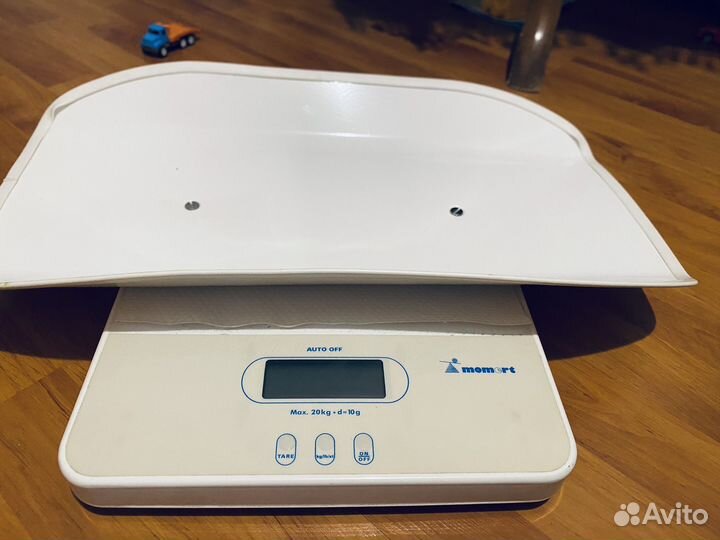 Электронные весы для новорожденных momert 6420