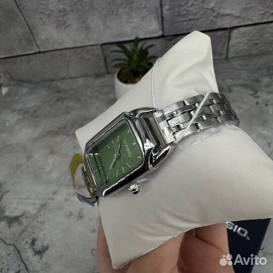 Часы Casio женские