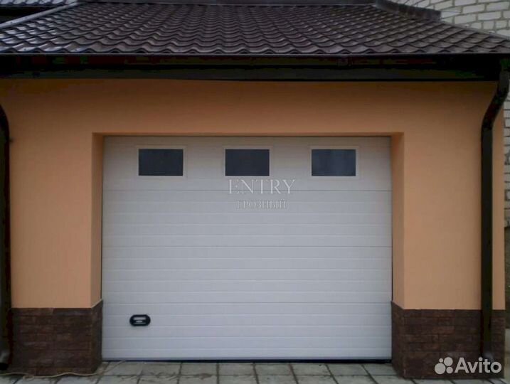 Секционные ворота