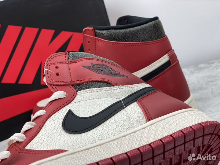 Air Jordan 1 Retro High OG Chicago Lost & Found