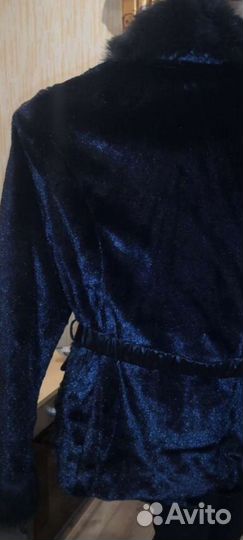 Меховой женский полушубок