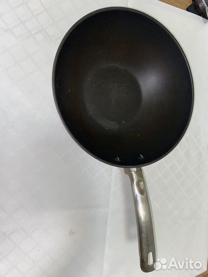 Сковорода с крышкой Вок