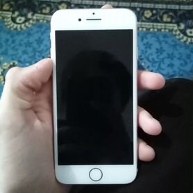 iPhone 7, 32 ГБ