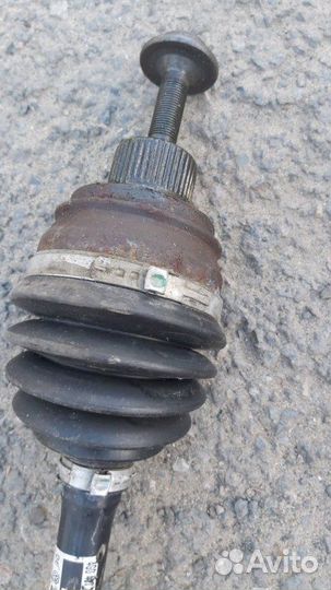 Приводной вал передний Audi A6 C7 cdnb 2012