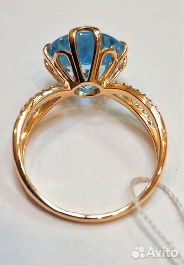 Золотое кольцо с камнем 19,5р