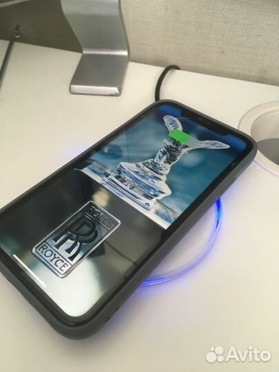 Беспроводная зарядка для iPhone и андроид