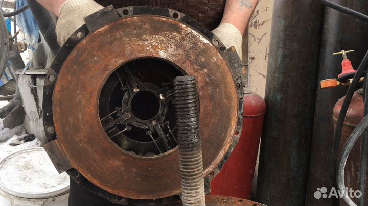 Продам новую стремянку, новую крышку бака и 142 ко