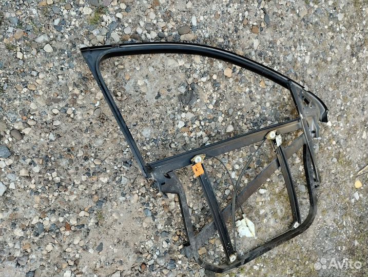 Стеклоподъемник передний правый Volkswagen Touareg