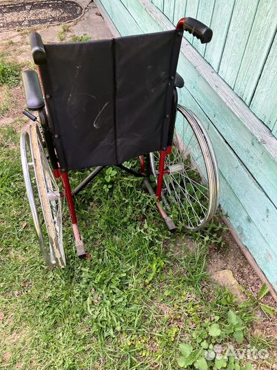 Инвалидная коляска
