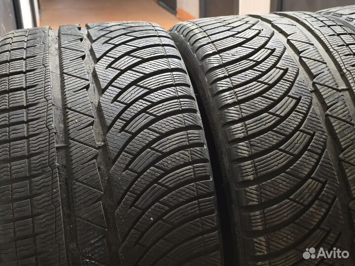 Michelin Pilot Alpin PA4 245/35 R20 и 275/30 R20 97W