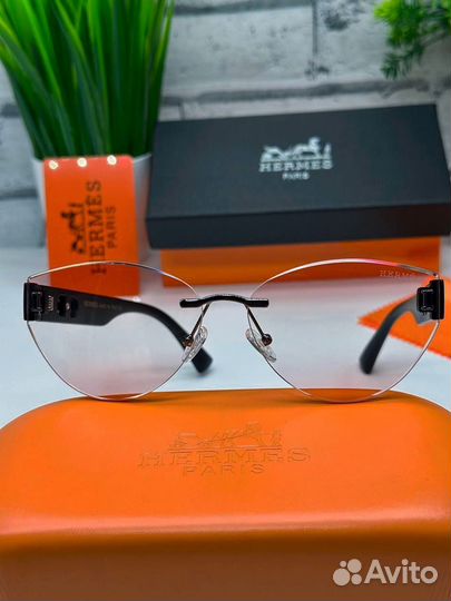 Солнцезащитные очки Hermes