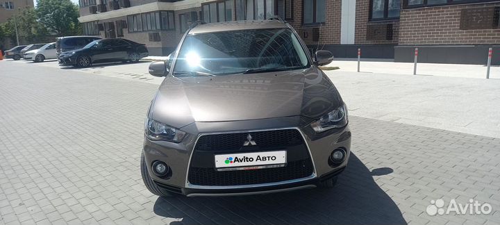 Mitsubishi Outlander 2.0 CVT, 2011, 124 600 км