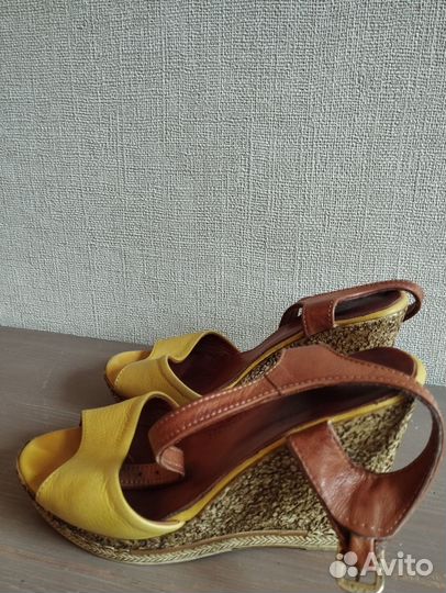 Босоножки женские 36 размер
