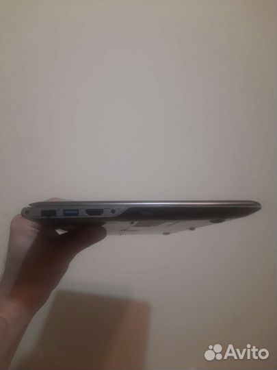 Металический ультрабук Samsung SSD 500 gb