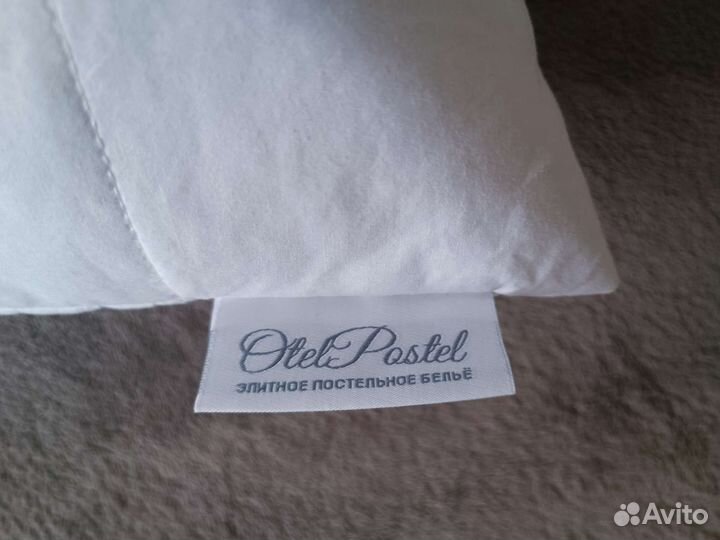 Сшитая на заказ подушка