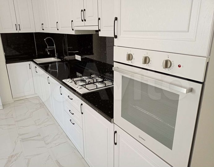 2-к. квартира, 82 м², 15/16 эт.