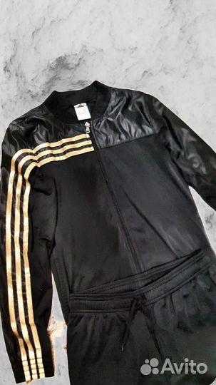 Спортивный костюм Adidas женский