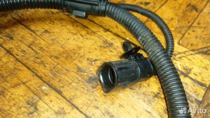 Провод стартера Audi A4 B7 2.0 2007