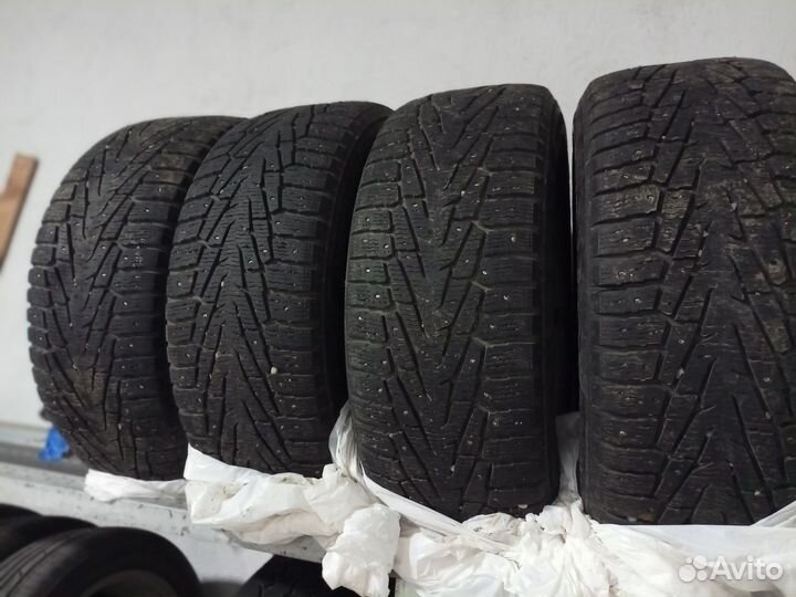 Nokian Tyres Hakkapeliitta 7 SUV 265/65 R17 100