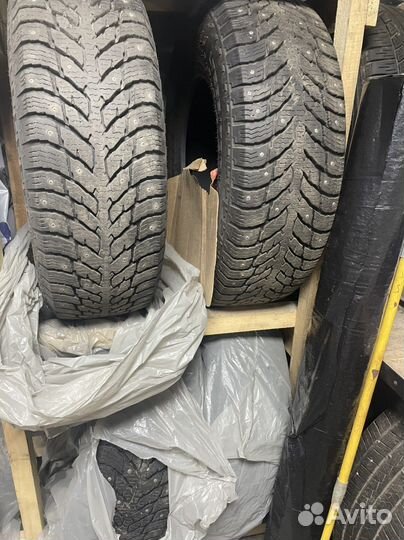 Nokian Tyres Hakkapeliitta LT3 285/70 R17